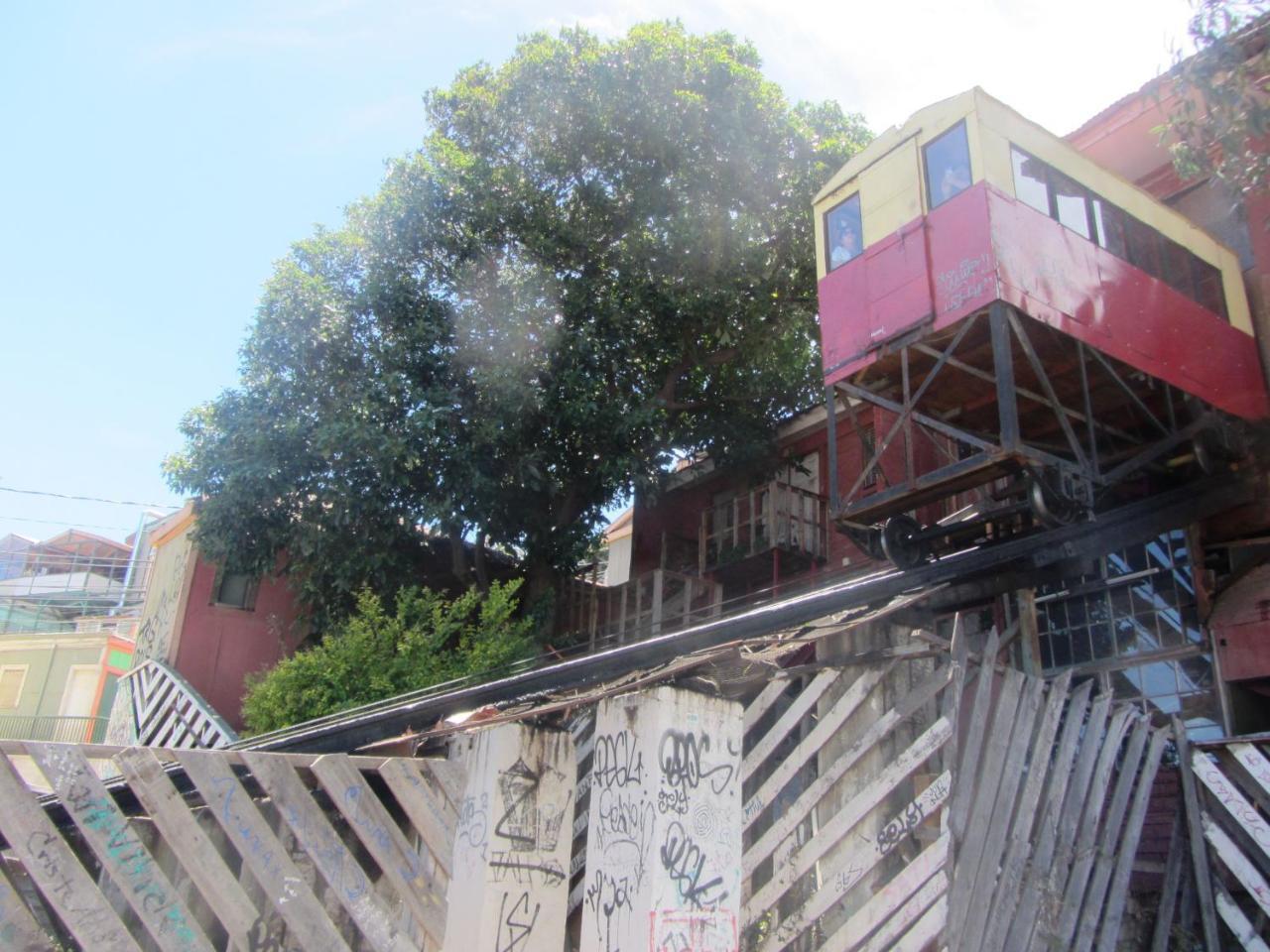 Acomodação com café da manhã  Odeon Valparaíso